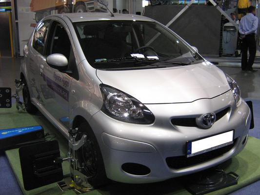 TOYOTA AYGO II 1.0 VVT-I X-CLUSIV 5P Essence